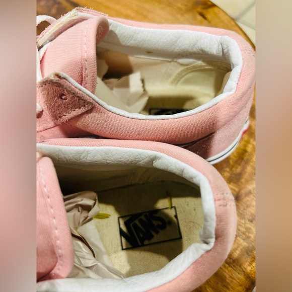 Vans Old Skool Size Juniors size 5.5 US like new conditions Super clean - Picture 4 of 10